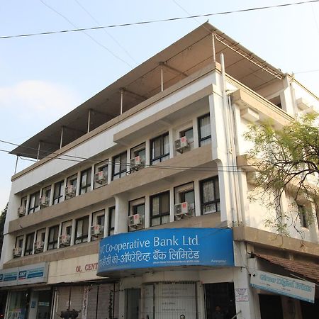 Hotel Girnar Aurangabad  Buitenkant foto